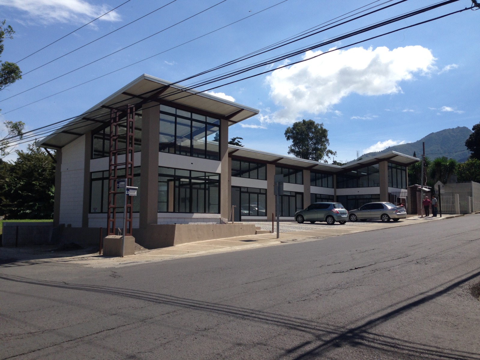 Proyecto institucional comercial